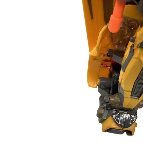 アルティメットバンブルビー トランスフォーマー