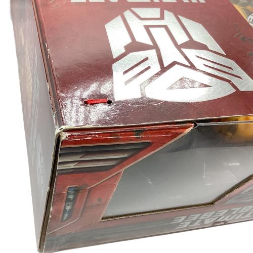 アルティメットバンブルビー トランスフォーマー