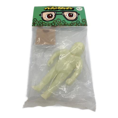 MEDICOM TOY (メディコム・トイ) バランスおじさん 蓄光Ver. フィギュア