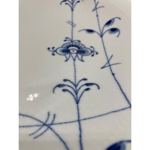 ROYAL COPENHAGEN (ロイヤル・コペンハーゲン) プレート ブルーパルメッテ