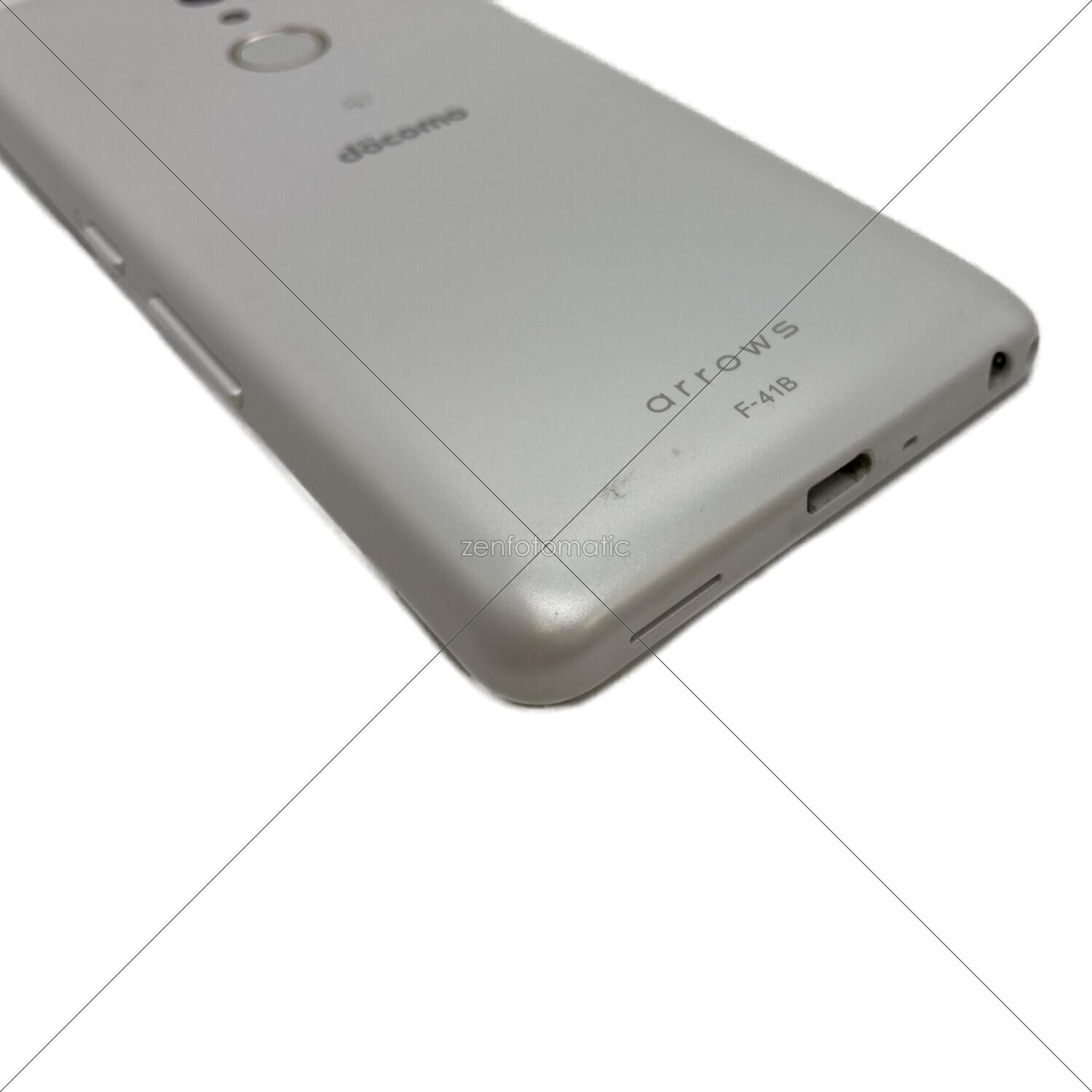 docomo (ドコモ) arrows F-41B｜トレファクONLINE