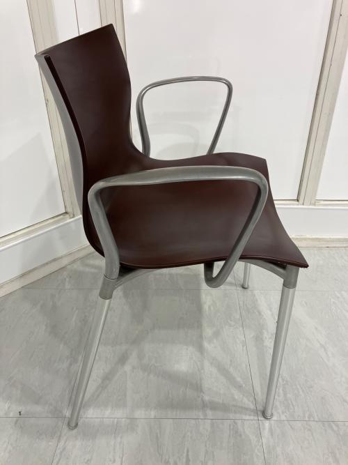 driade (ドリアデ) カメレオンチェア ブラウン