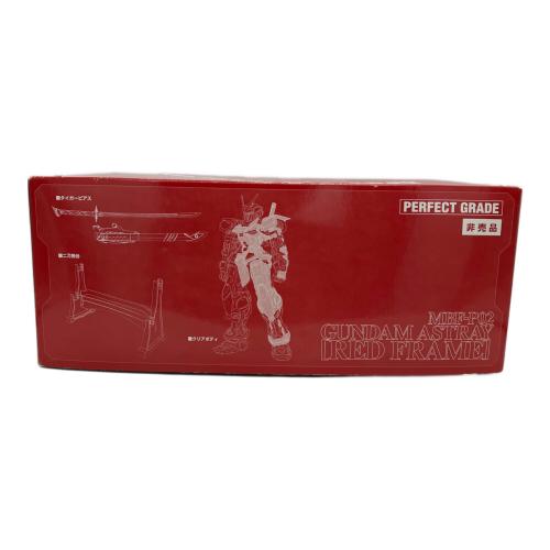 BANDAI (バンダイ) PG ガンダムアストレイレッドフレーム 予約特典セット ガンプラ