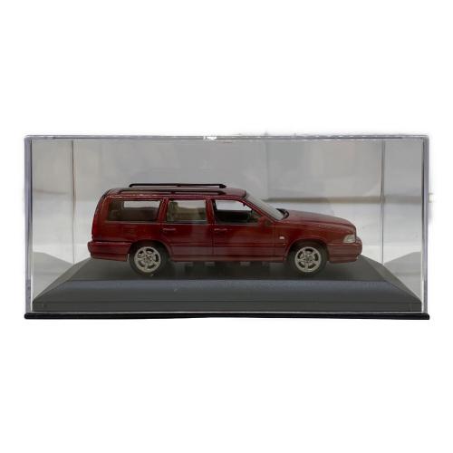 MINICHAMPS (ミニチャンプス) VOLVO V70 モデルカー