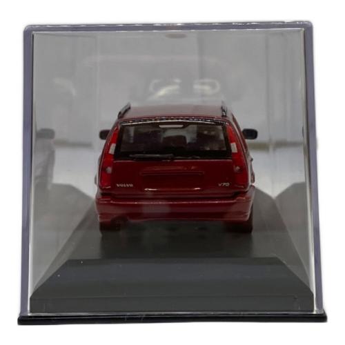 MINICHAMPS (ミニチャンプス) VOLVO V70 モデルカー