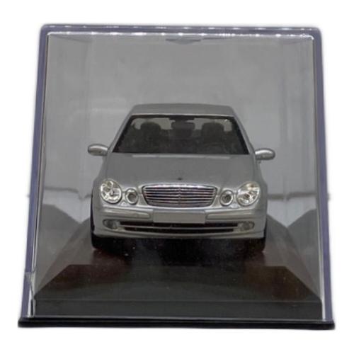 MINICHAMPS (ミニチャンプス) メルセデスベンツ Eクラス 1:43 モデルカー