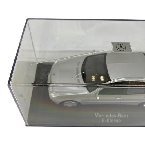 MINICHAMPS (ミニチャンプス) メルセデスベンツ Eクラス 1:43 モデルカー