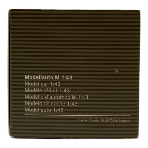 メルセデスベンツ Eクラス T-MODELL 1:43 モデルカー