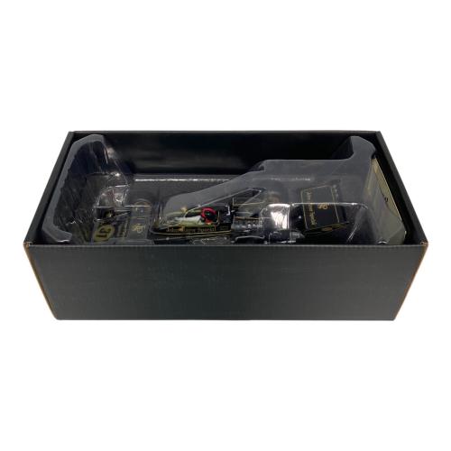 QUARTZO (カルツォ) LOTUS Classic GrandPrix 72D Emerson Fittipaldi 1972 モデルカー 18291 3000台限定 1:18