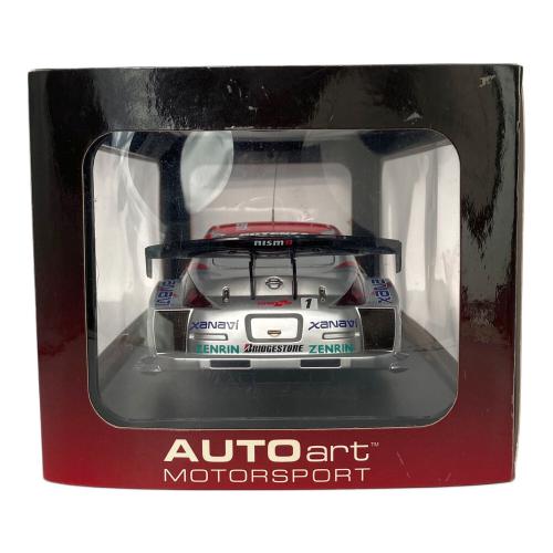 AUTOart (オートアート) 2005 SUPER GT Xanavi NISMO Z #1 モデルカー 1:18