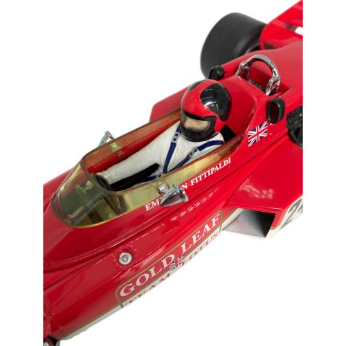 QUARTZO (カルツォ) LOTUS Classic Grand Prix 72C 1970 Emerson Fittipaldi モデルカー 18270 1:18