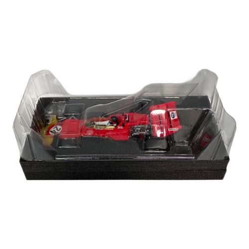 QUARTZO (カルツォ) LOTUS Classic Grand Prix 72C 1970 Emerson Fittipaldi モデルカー 18270 1:18