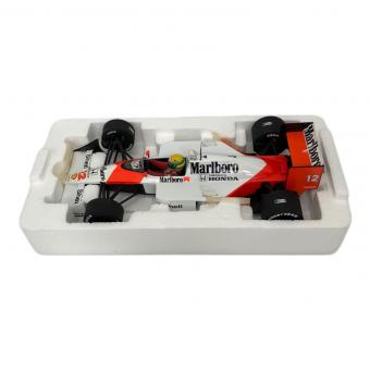 LANG (ラング) McLaren MP4/4 アイルトンセナ ワールドチャンピオン モデルカー 540 881812 1:18