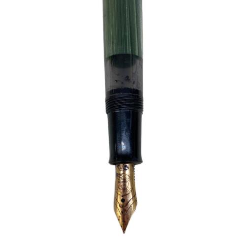 Pelikan (ペリカン) 万年筆 ※インクなし グリーン