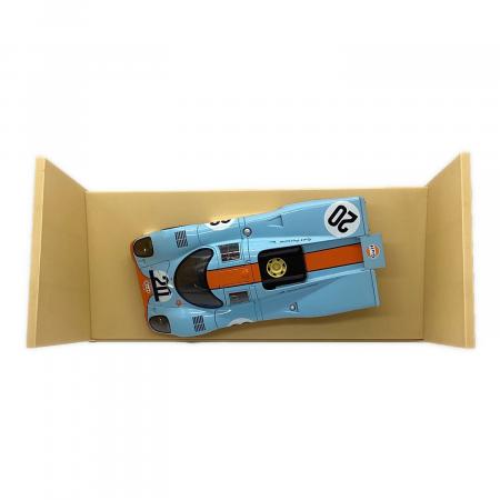 オートアート1/18 ポルシェ917K Steve McQueen #20 AUTOart (オートアート) PORSCHE 917K Steve McQueen モデルカー ル