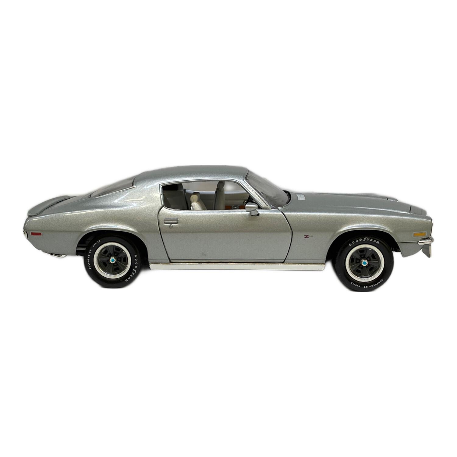 ERTL (アーテル) Chevorolet Camaro 1/18 ミニカー｜トレファクONLINE
