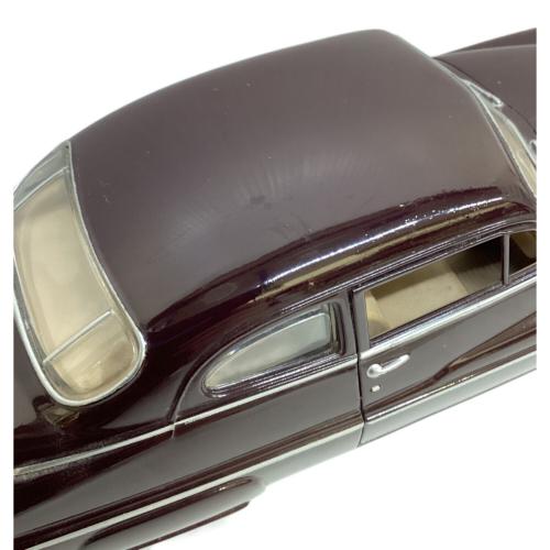 1949 マーキュリー モデルカー 1:24