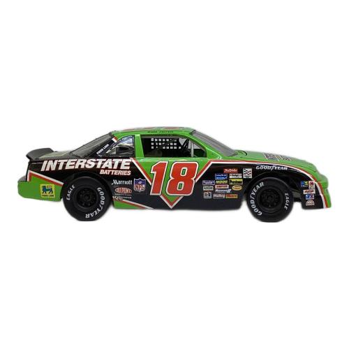 ERTL (アーテル) シボレー ルミナ NASCAR グリーン モデルカー