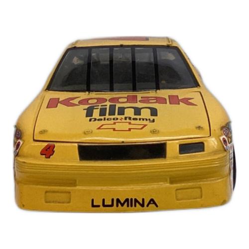ERTL (アーテル) シボレー ルミナ NASCAR イエロー モデルカー