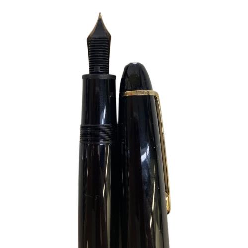 MONTBLANC (モンブラン) 万年筆 ブラック マイスターシュテック
