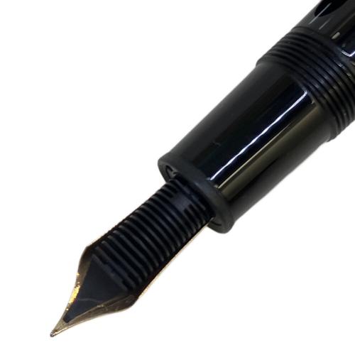 MONTBLANC (モンブラン) 万年筆 ブラック マイスターシュテック