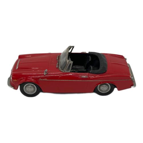 CAM (カム) DATSUN SR311‘67 ミニカー レッド