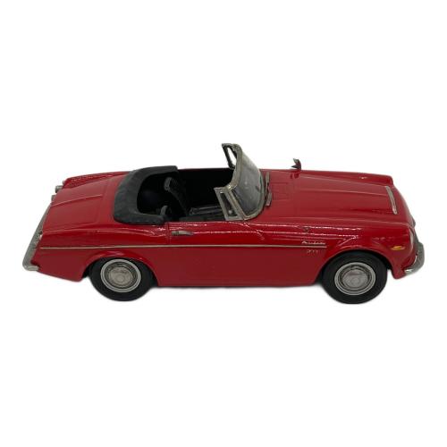 CAM (カム) DATSUN SR311‘67 ミニカー レッド