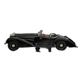 SUNSTAR (サンスタ) 1/18 1939 HORCH 855 モデルカー ③