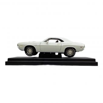 ERTL (アーテル) 1/18 1970 DODGE CHALLENGER R/T モデルカー 映画『バニシング・ポイント』