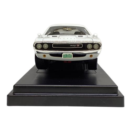 ERTL (アーテル) 1/18 1970 DODGE CHALLENGER R/T モデルカー 映画『バニシング・ポイント』