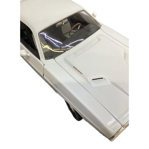 ERTL (アーテル) 1/18 1970 DODGE CHALLENGER R/T モデルカー 映画『バニシング・ポイント』