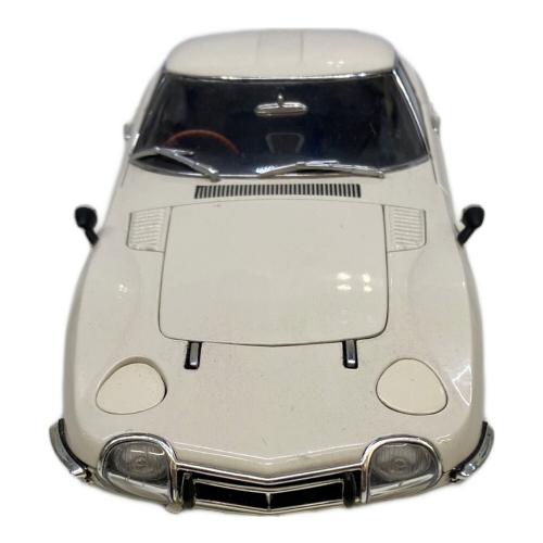 EBBRO (エブロ) TOYOTA 2000GT モデルカー 24030 ホワイト 1/24