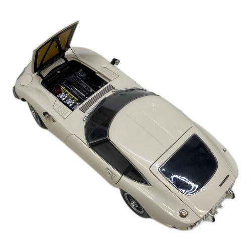 EBBRO (エブロ) TOYOTA 2000GT モデルカー 24030 ホワイト 1/24