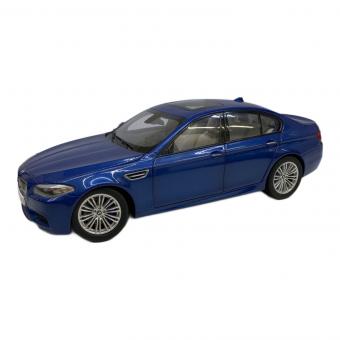 Paragon (パラゴン) BMW M5 モデルカー ※サイドミラー片方折れ