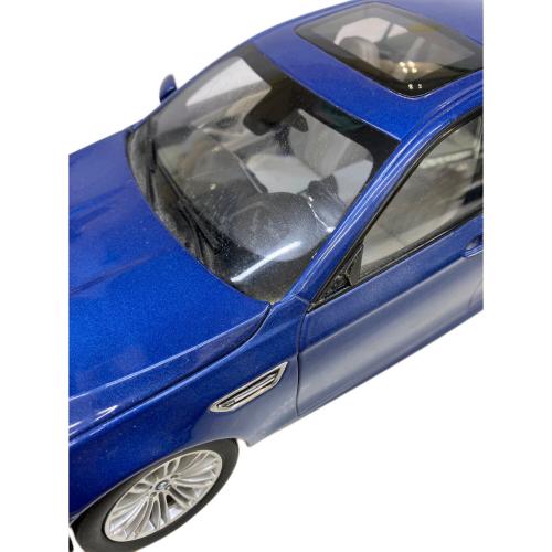Paragon (パラゴン) BMW M5 モデルカー ※サイドミラー片方折れ