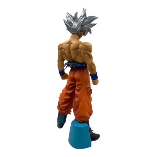 一番くじ ドラゴンボール D賞 孫悟空(身勝手の極意) フィギュア BATTLE OF WORLD with DRAGONBALL LEGENDS