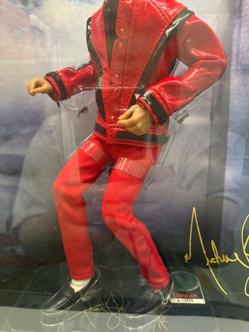 Hot toys (ホット トイズ) フィギュア マイケル・ジャクソン コレクションドール #02 スリラー (PV版)