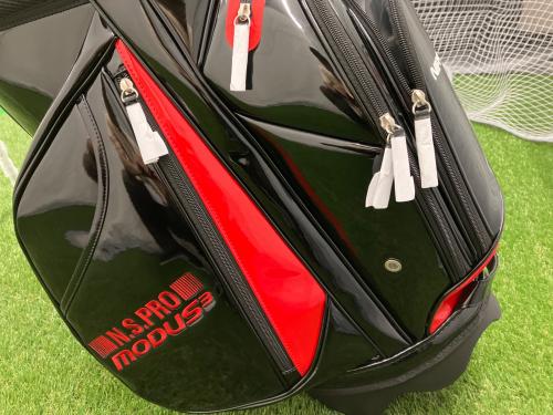 NIPPON SHAFT (ニホンシャフト) キャディバッグ 2026年数量限定 N.S.PROスタンドキャディバッグ 9型 約3.0kg 6分割 エナメルブラック×レッド