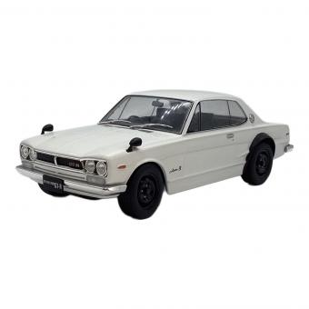 スカイライン モデルカー 1/18 2000GT-R(KPGC10)