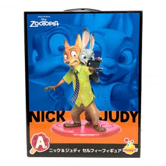 Disney（ディズニー）ZOOTOPIA ニック・ワイルド＆ジュディ・ホップス セルフィーフィギュア Happyくじ　