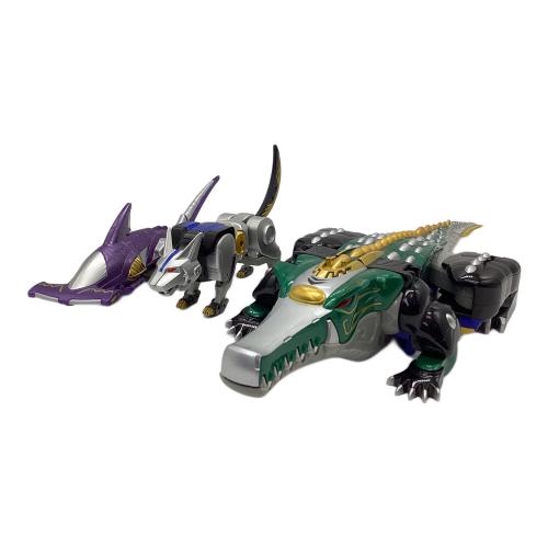 BANDAI (バンダイ) DX百獣合体 ガオハンター レトロホビー 百獣戦隊ガオレンジャー※肩シール剥がれ
