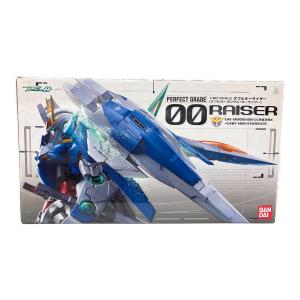 BANDAI (バンダイ) 1/60 PG GN-0000+GNR-010 ダブルオーライザー ガンプラ @