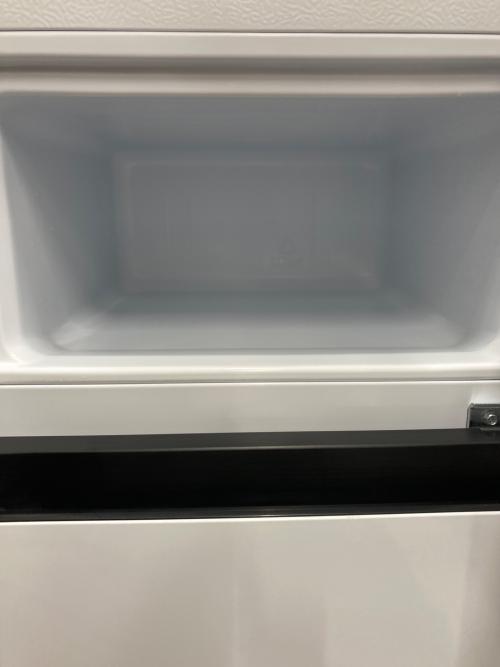 Hisense (ハイセンス) 2ドア冷蔵庫 HR-B91E3W 2024年製 87L