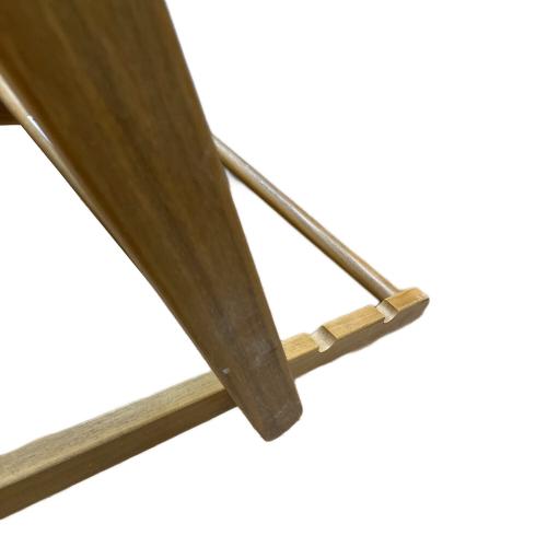 リクライニングチェアー