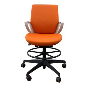 KOKUYO (コクヨ) ワークチェアー オレンジ