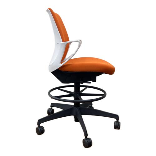 KOKUYO (コクヨ) ワークチェアー オレンジ