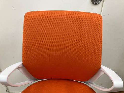 KOKUYO (コクヨ) ワークチェアー オレンジ