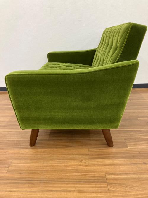 カリモク60 (カリモクロクマル) 2人掛けソファー  ロビーチェア 2シーター