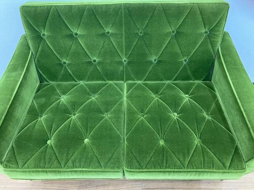 カリモク60 (カリモクロクマル) 2人掛けソファー  ロビーチェア 2シーター