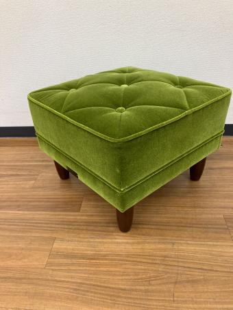 カリモク60 (カリモクロクマル) オットマン